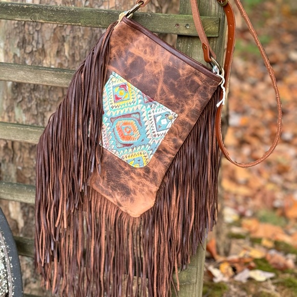 Aztec print with fringe crossbody purse with adj strap leather USA made - Picture 2 of 14